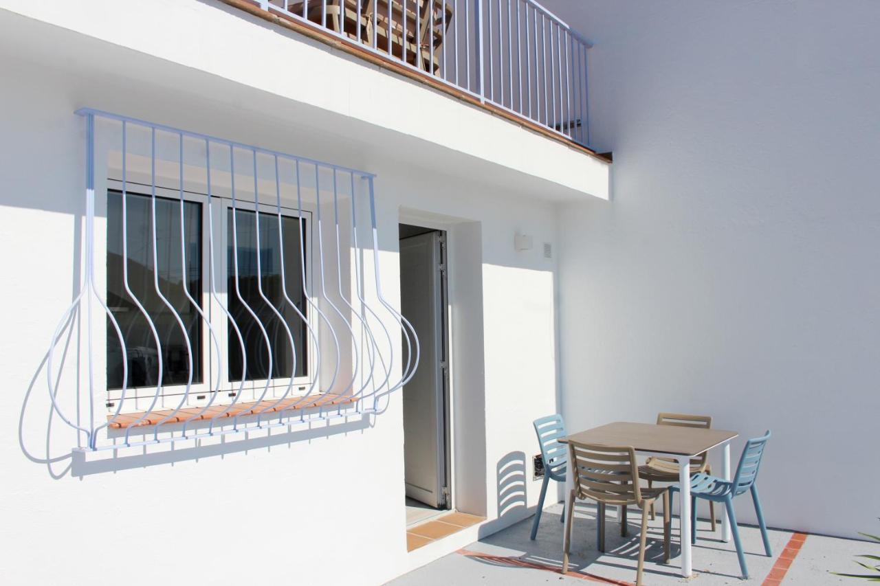 Villa La Costa - 3 Apartamentos Turisticos Roses Exterior foto